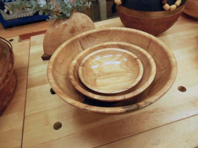 Set of three nexted bowls by Ron Sheehan