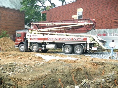 01-Concrete pumper truck